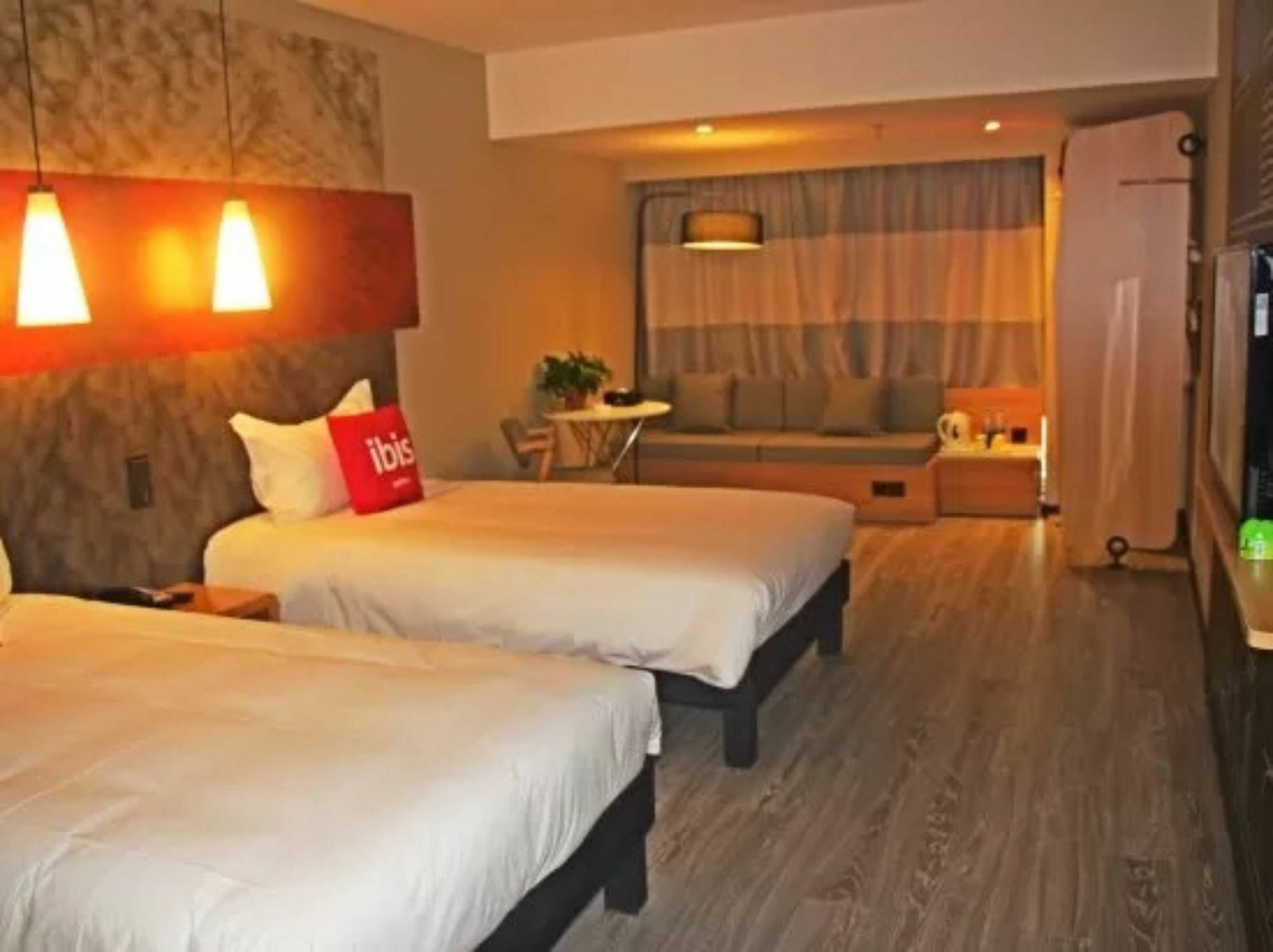 Ibis Dujiangyan hotel Csengtu Kültér fotó